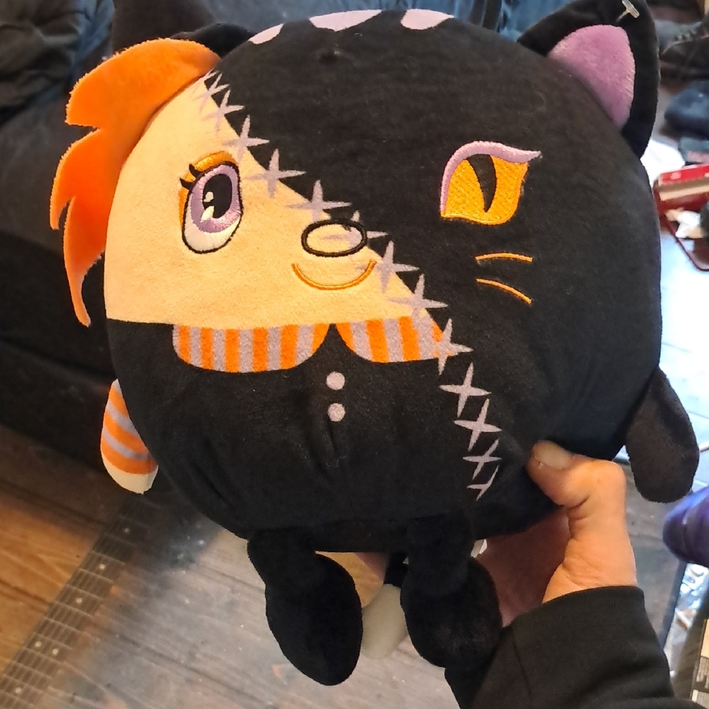 Kellytoy Black and Orange Cat Plush